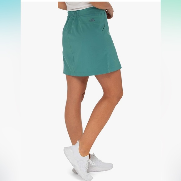 Women’s Skort. Size M - Picture 2 of 4